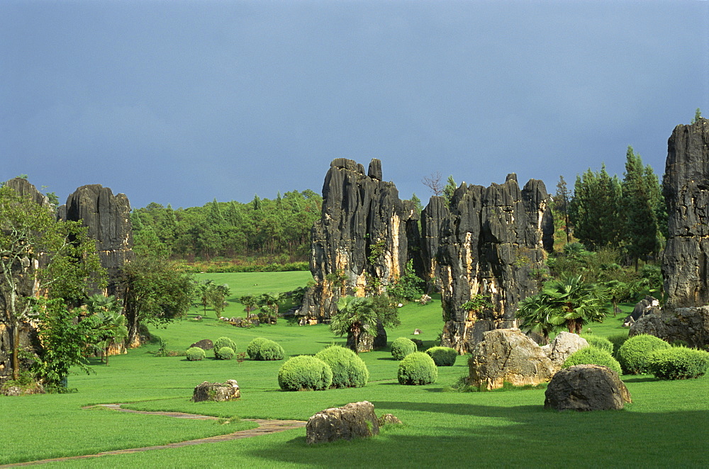 Stone Forest, near Kunming, Yunnan, China, Asia