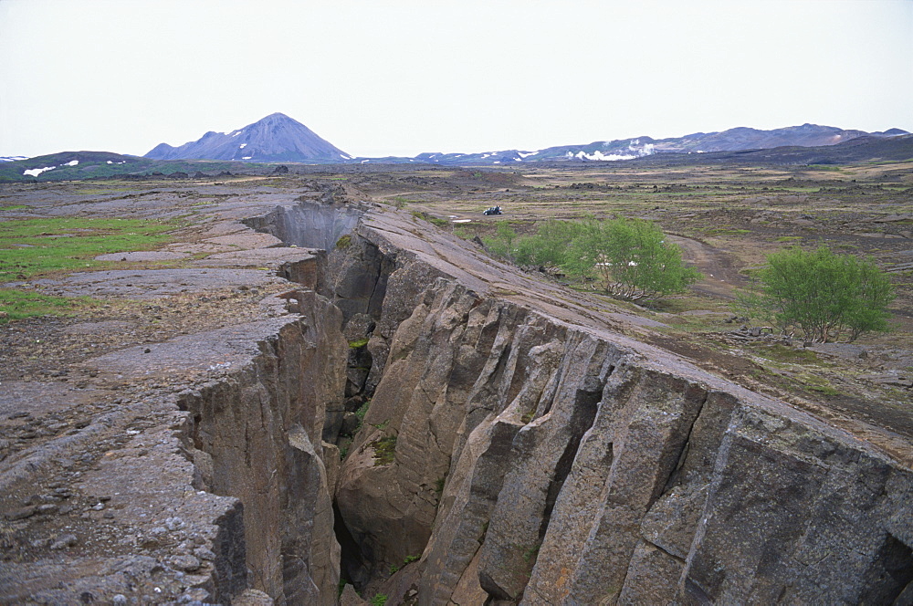 Rift where earth is splitting at plate boundary, Grotagja, Lake Myvatn region, north east area, Iceland, Polar Regions