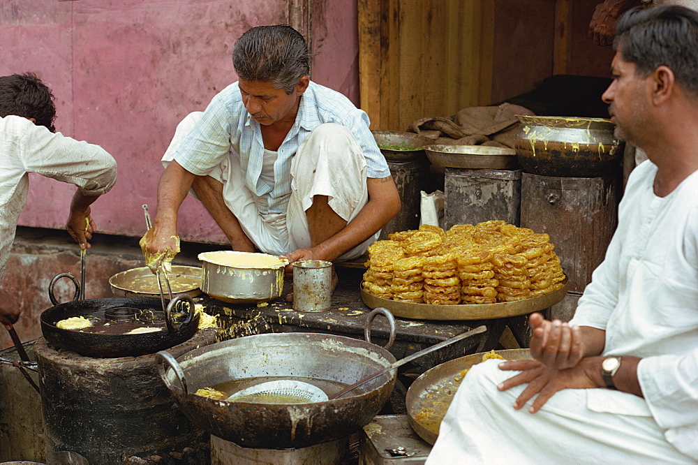 Sweet maker, Jaipur, Rajasthan state, India, Asia