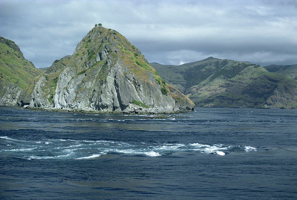 Komodo Island and offshore currents, Indonesia, Southeast Asia, Asia