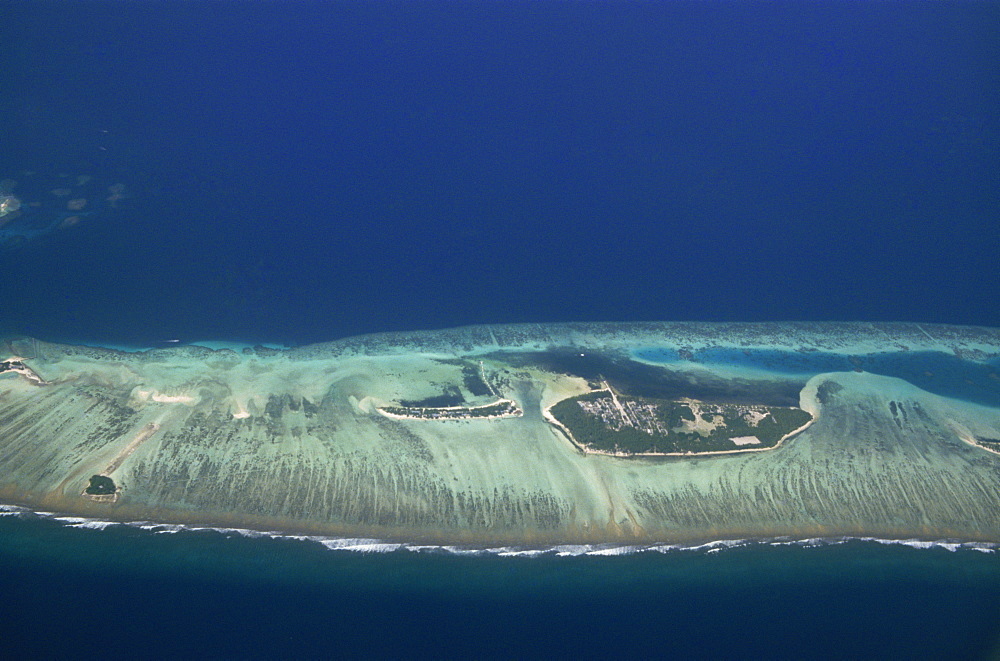 Little Hura on left and Big Hura on right, Male Atoll, Maldive Islands, Indian Ocean, Asia