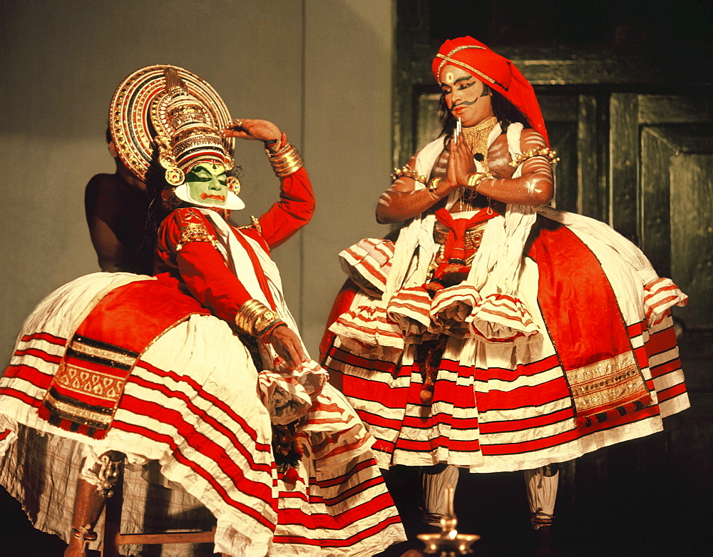 Kathakali, classical dance-drama of Kerala, Trivandrum, Kerala, India, Asia