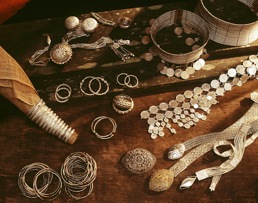 Silver coiled Rawai corsets and bracelets of native Maloh craftmanship as well as knitted silver belts, coin belts, and powder boxes for Iban in Sarawak, Borneo, Malaysia, Southeast Asia, Asia