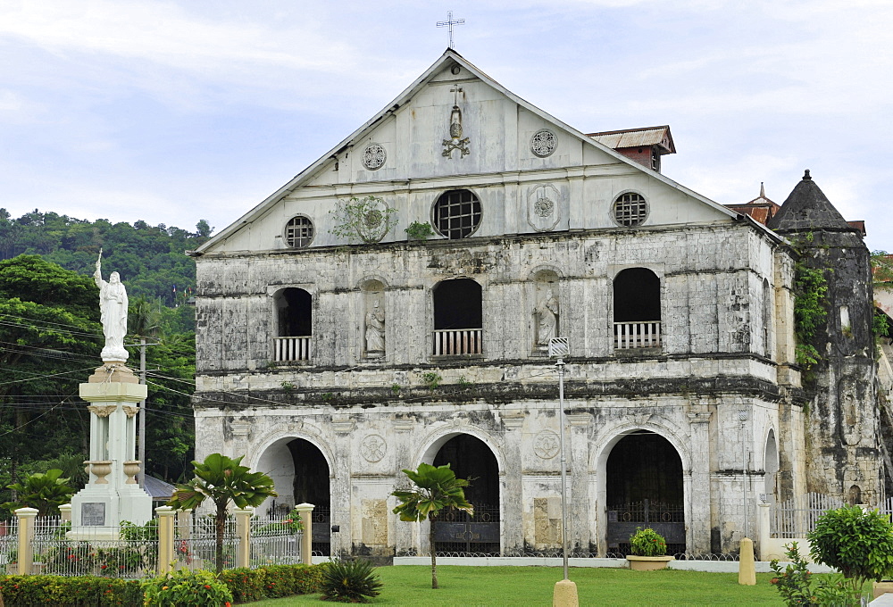 The Church of San Pedro, a fine example of Jesuit colonial architecture of the 18th century, in Loboc, Bohol, Philippines, Southeast Asia, Asia