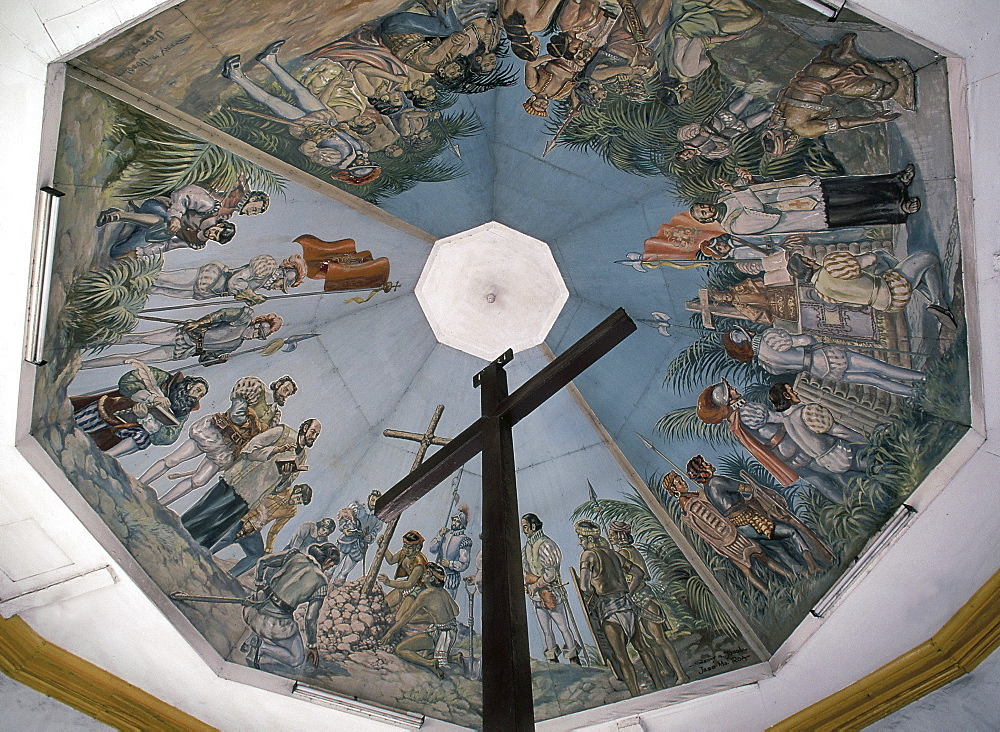 Magellan's Cross,Christian cross planted by Portuguese and Spanish explorers as ordered by Ferdinand Magellan upon arriving in Cebu in 1521, Cebu, Philippines, Southeast Asia, Asia