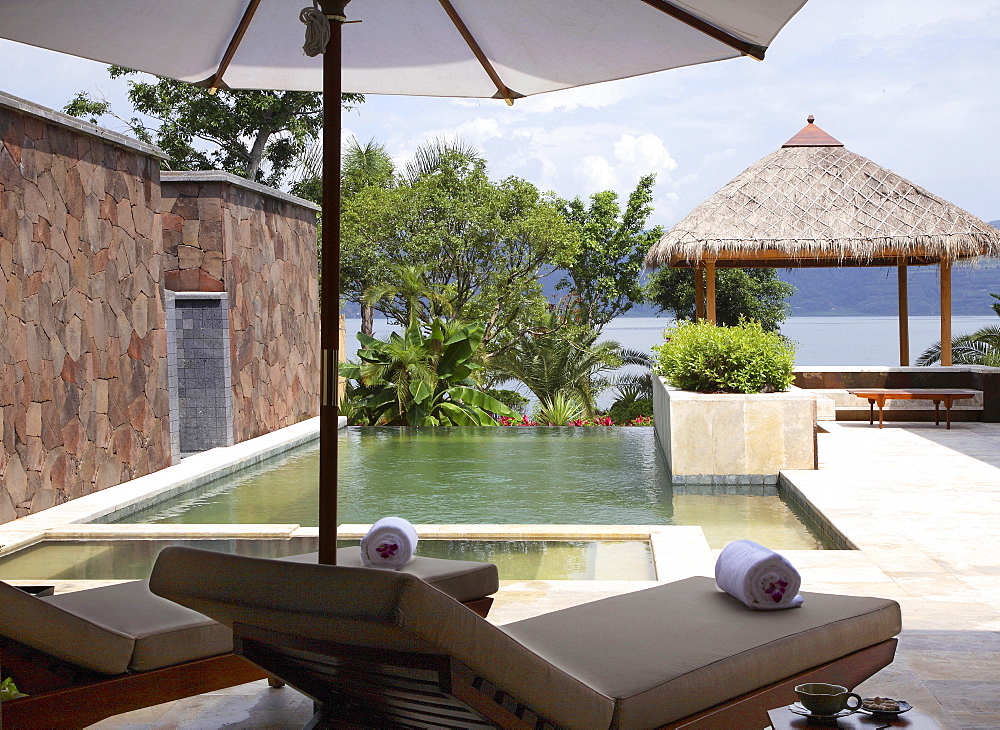 Pool at the Villa at the Brilliant Resort and Spa in Kunming, Yunnan, China, Asia