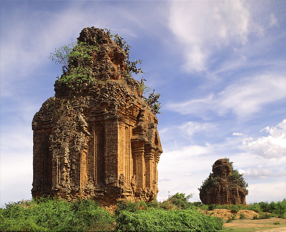 Cham temples dating from the 8th century, Hoa Lai, Vietnam, Indochina, Southeast Asia, Asia