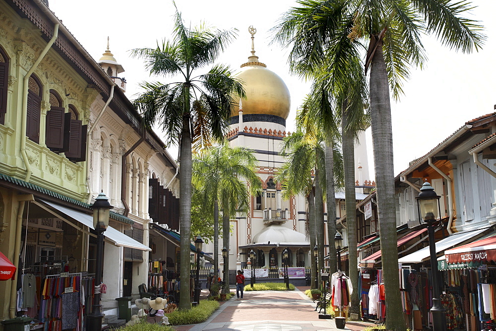 The Sultan Mosque built in 1826, Kampong Glam, Singapore, Southeast Asia, Asia