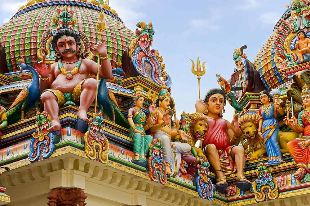 Hindu imagery in the Sri Mariamman temple, Chinatown, Singapore, Southeast Asia, Asia