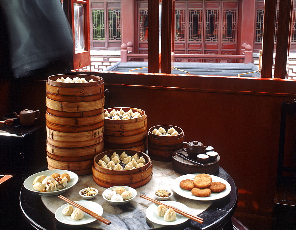 Dim sum in the famed Teahouse in Shanghai, China, Asia