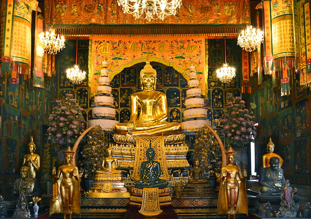 Wat Panan Choeng, northern viharn decorated with chinese style murals, Ayutthaya