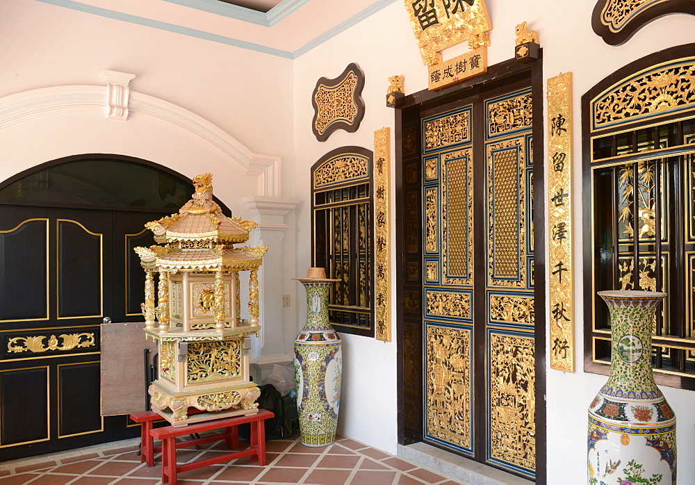 San Tham Shrine, one of the oldest Chinese temples in Phuket, Thailand, Southeast Asia, Asia