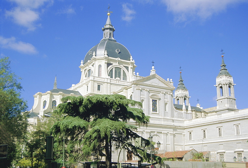 Almudena Cathedral, started 1880 and dedicated by the Pope in June 1993, Madrid, Spain, Europe