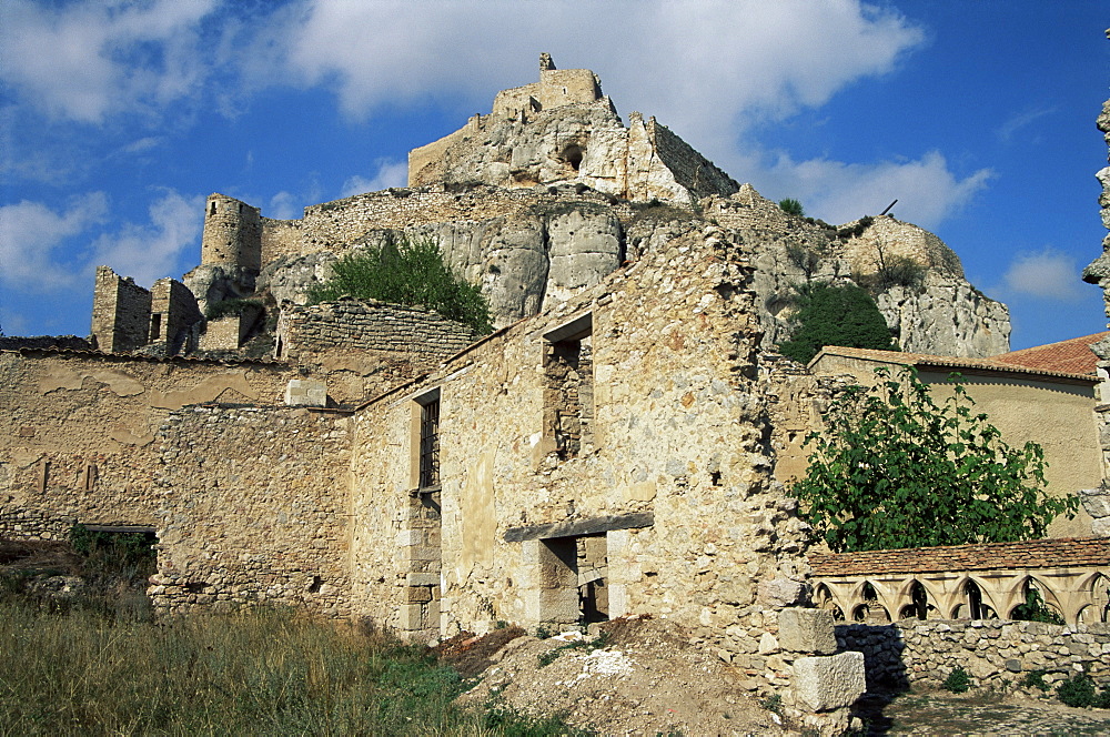 Castle used by Iberians, Romans, Moors and Christians, including El Cid and Ramon Cabrero, Morella, Castellon province, Valencia, Spain, Europe