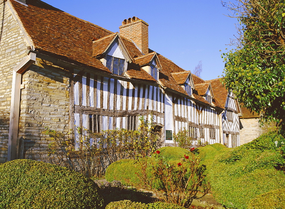 Mary Arden's cottage, birthplace of Shakespeare's mother, Shottery, near Stratford-upon-Avon, Warwickshire, England, UK, Europe