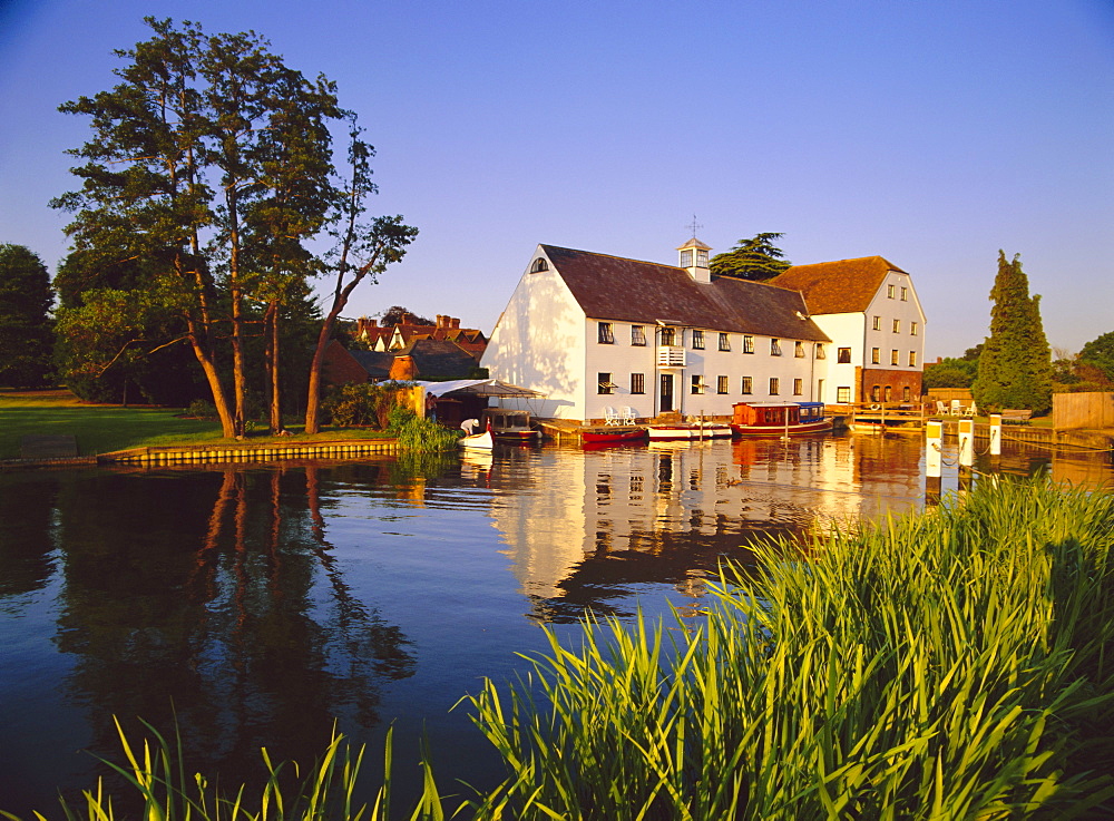 Hambleden Mill, River Thames, Buckinghamshire, England