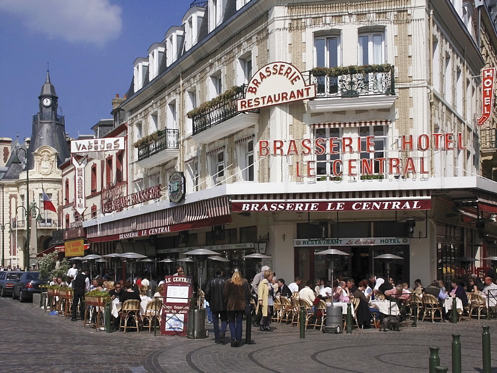 Open air pavement brasserie restaurant, Trouville, Calvados, Normandy, France, Europe