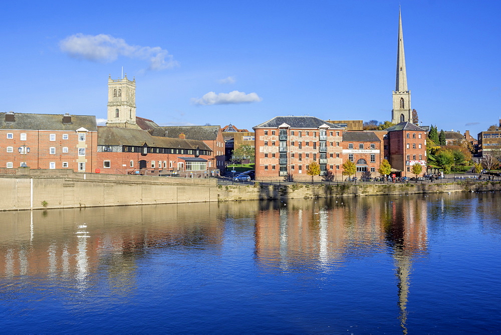 The River Severn, Worcester, Worcestershire, England, United Kingdom, Europe