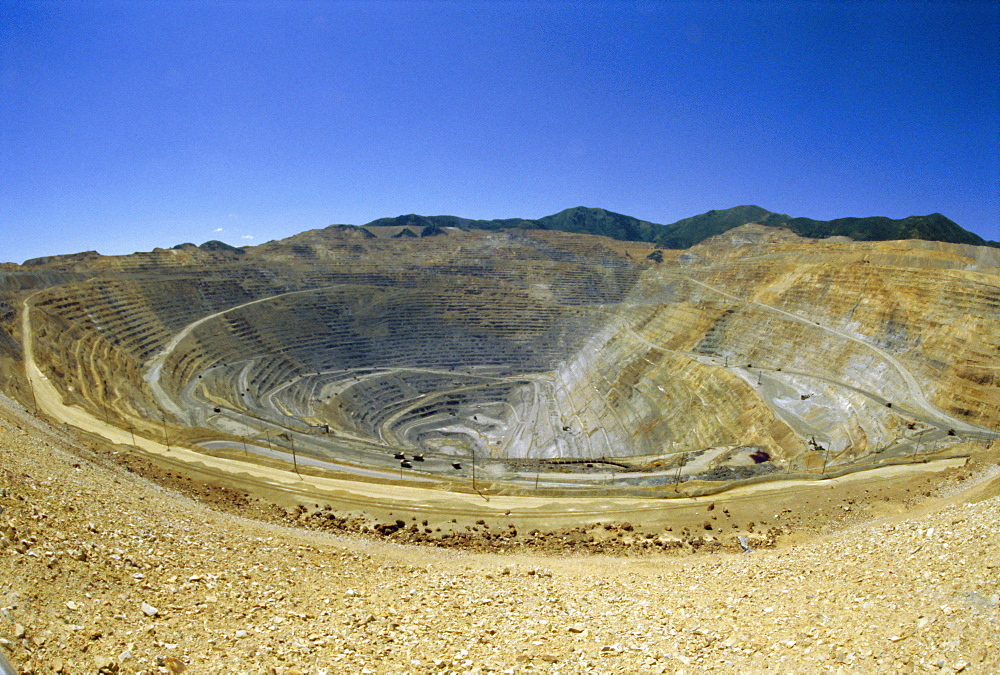 Open pit mine, the largest in the world, pit is 3800m across and 720m deep, Bingham Canyon Copper Mine, Utah, USA