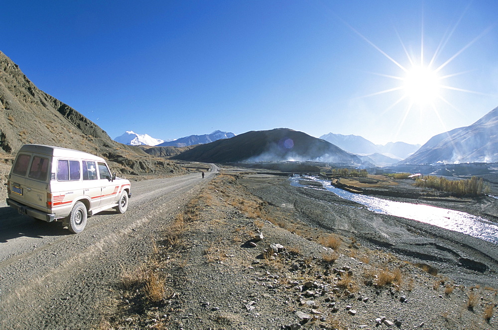 Morning on old Lhasa-Shigatse road, Kangtsang snow-peak in distance, Tibet, China, Asia