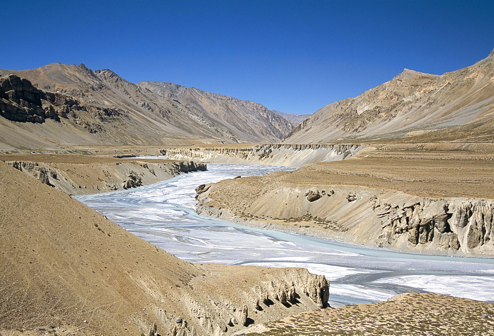 River terraces on Tsarab River between Himalaya and Zanskar mountains, Leh-Manali highway, Ladakh, India, Asia