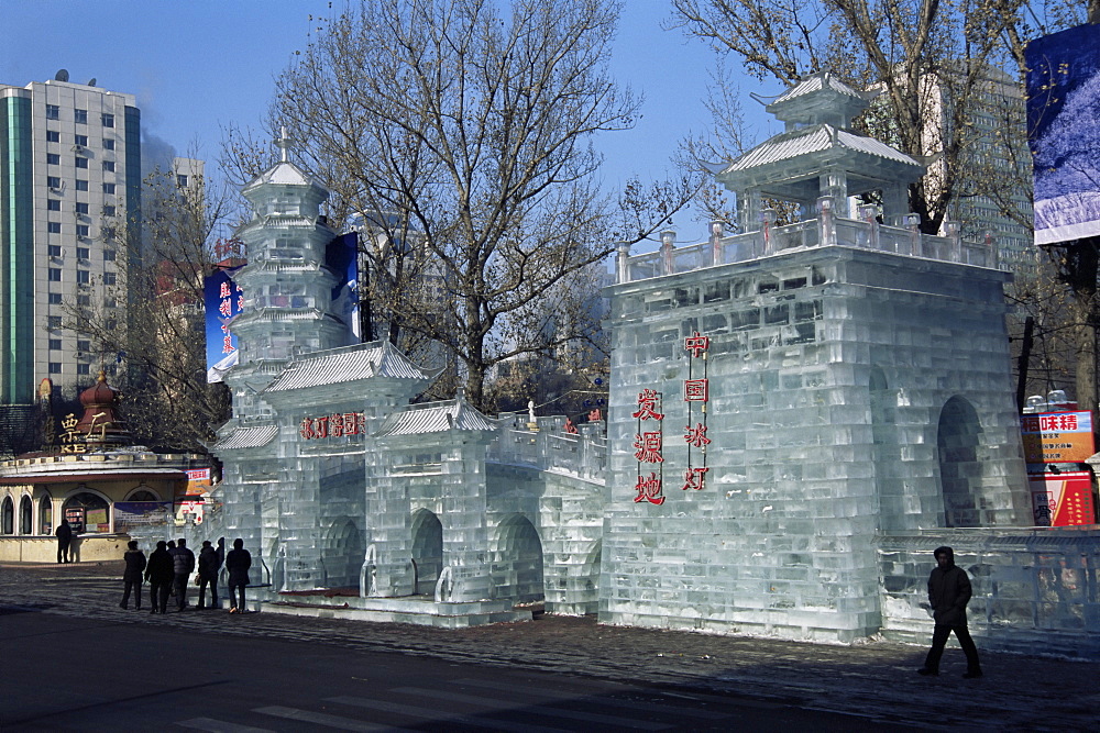 Ice sculptures in Zhaolin Park, Ice Lantern Festival, Bingdeng Jie, Harbin city, Heilongjiang, China, Asia