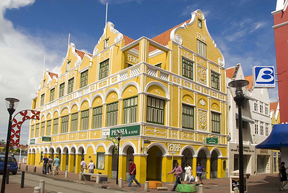 Dutch style buildings in the Punda central district, Willemstad, Curacao (Dutch Antilles), UNESCO World Heritage Site, West Indies, Caribbean, Central America