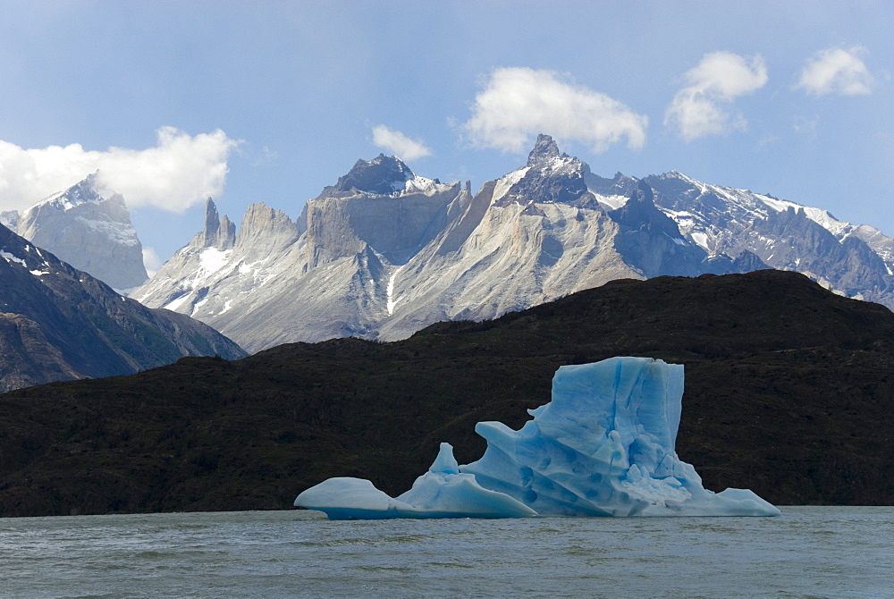 Monte Almirante Nieto, with iceberg on Lago de Grey, Torres del Paine National Park, Patagonia, Chile, South America