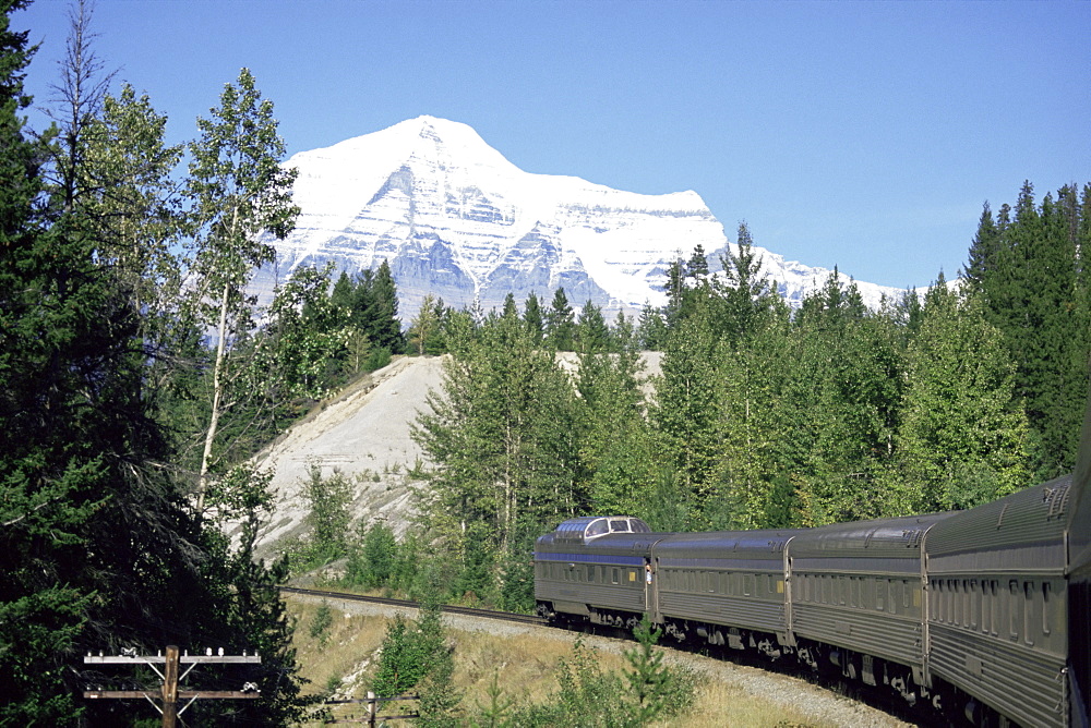 Mount Robson, highest peak in Canadian Rockies, 3964m, seen from Canadian transcontinental express between Jasper and Vancouver, British Columbia, Canada, North America