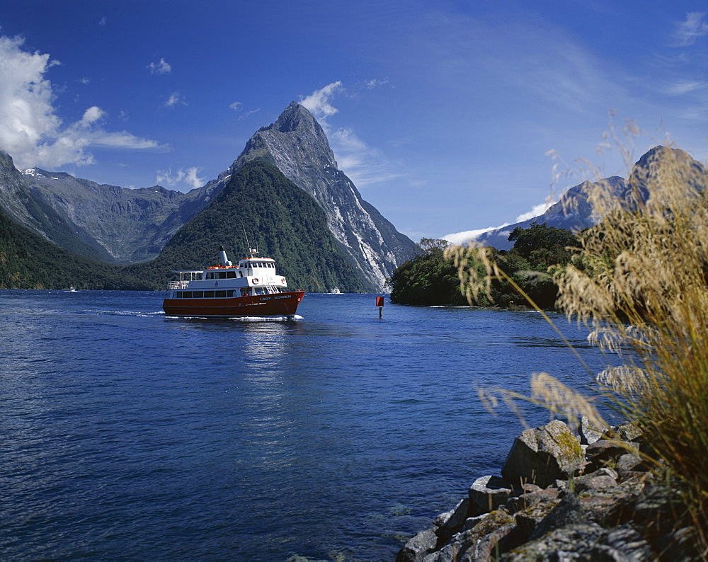 Mitre Peak, Milford Sound, Otago, South Island, New Zealand, Pacific