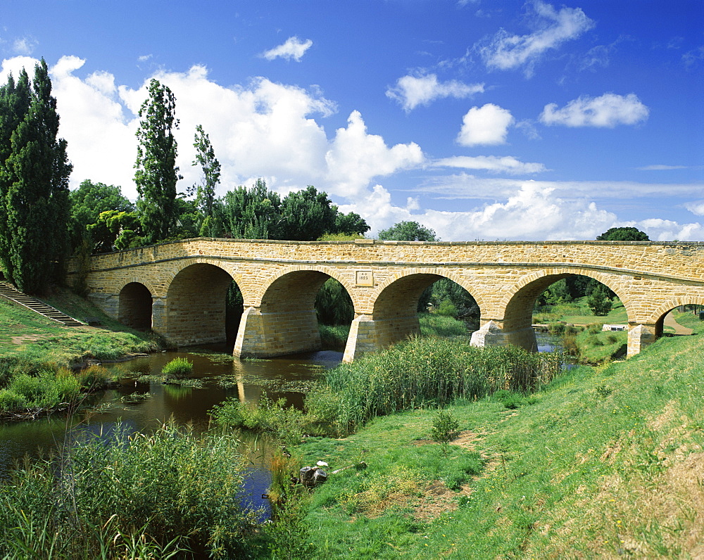 Richmond Bridge, built in 1823, and the oldest road bridge in Australia, Tasmania, Australia, Pacific