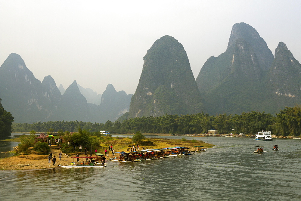 Li River, Guilin, Guangxi, China, Asia 