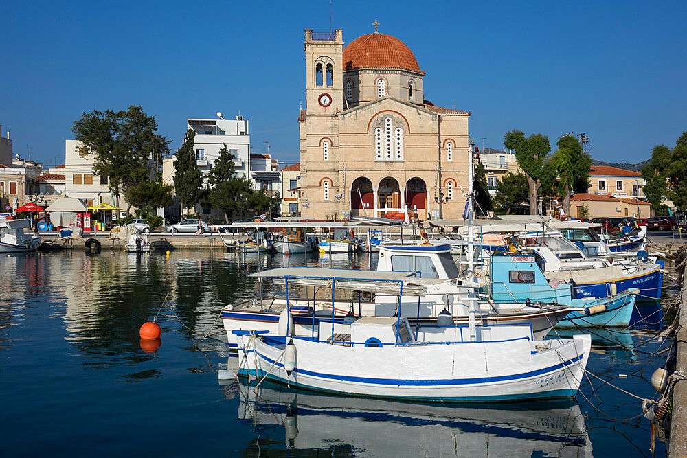 Harbour and Panagitsa church, Aegina town, Aegina, Saronic islands, Greek Islands, Greece, Europe