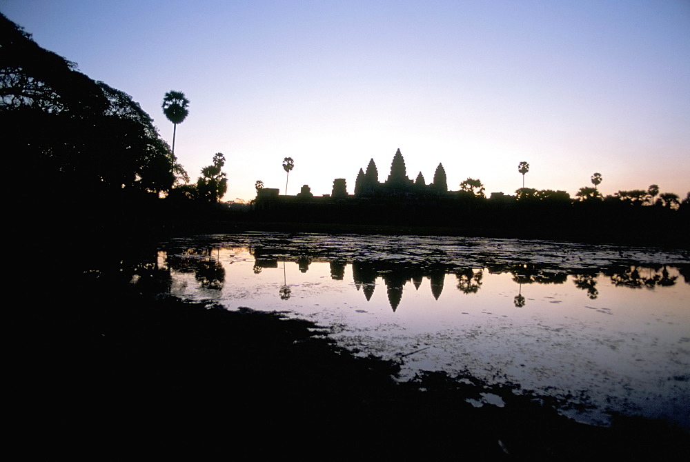 Sunrise, Angkor Wat, Angkor, UNESCO World Heritage Site, Siem Reap, Cambodia, Indochina, Southeast Asia, Asia