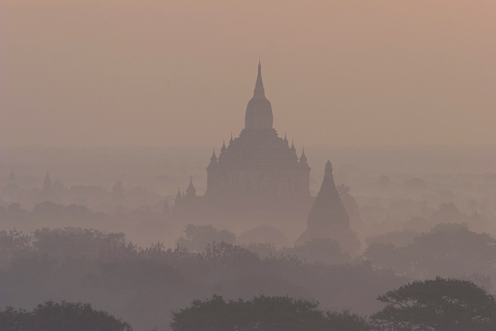 View from Shwegugyi Paya at dawn, Bagan (Pagan), Myanmar (Burma), Asia