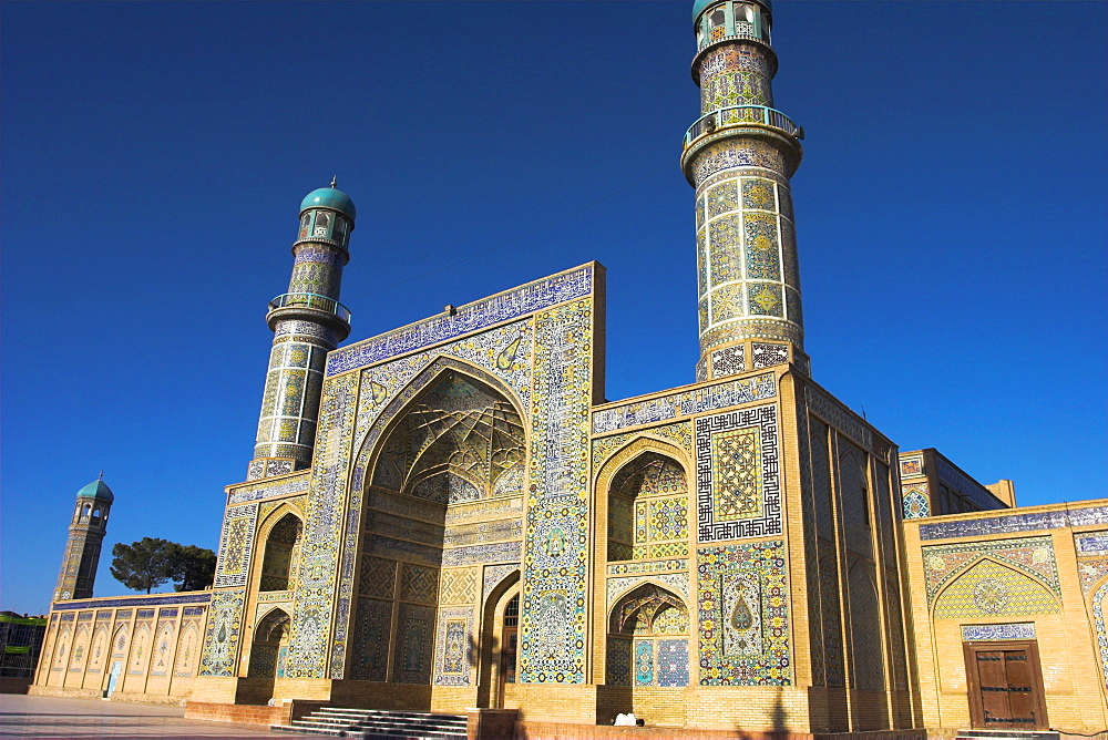 The Friday Mosque or Masjet-eJam, built in the year 1200 by the Ghorid Sultan Ghiyasyddin on the site of an earlier 10th century mosque, Herat, Herat Province, Afghanistan, Asia