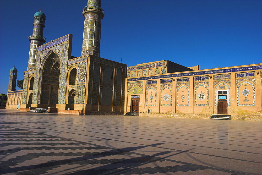 The Friday Mosque or Masjet-eJam, built in the year 1200 by the Ghorid Sultan Ghiyasyddin on the site of an earlier 10th century mosque, Herat, Herat Province, Afghanistan, Asia