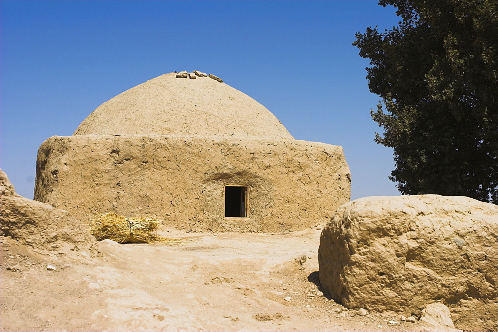 Shrine at No-Gonbad Mosque (Mosque of Nine Cupolas) also known as Khoja Piada or Masjid-e Haji Piyada (Mosque of the Walking Pilgrim), dating from the 9th centruy AD, the earliest Islamic monument in the country, Balkh (Mother of Cities), Balkh province, Afghanistan, Asia