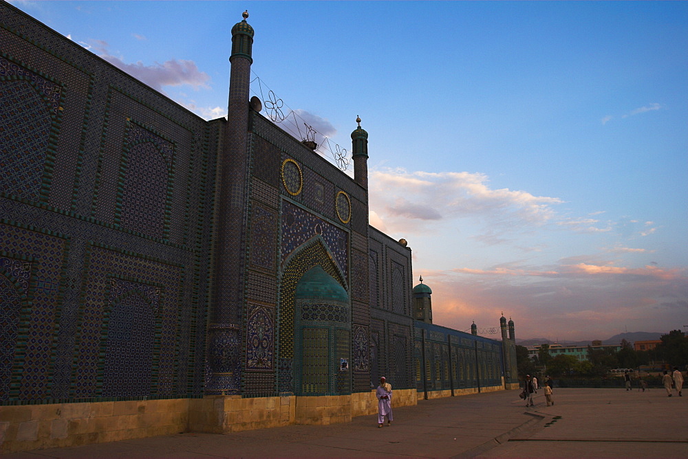 The Shrine of Hazrat Ali, who was assassinated in 661, Mazar-I-Sharif, Balkh province, Afghanistan, Asia