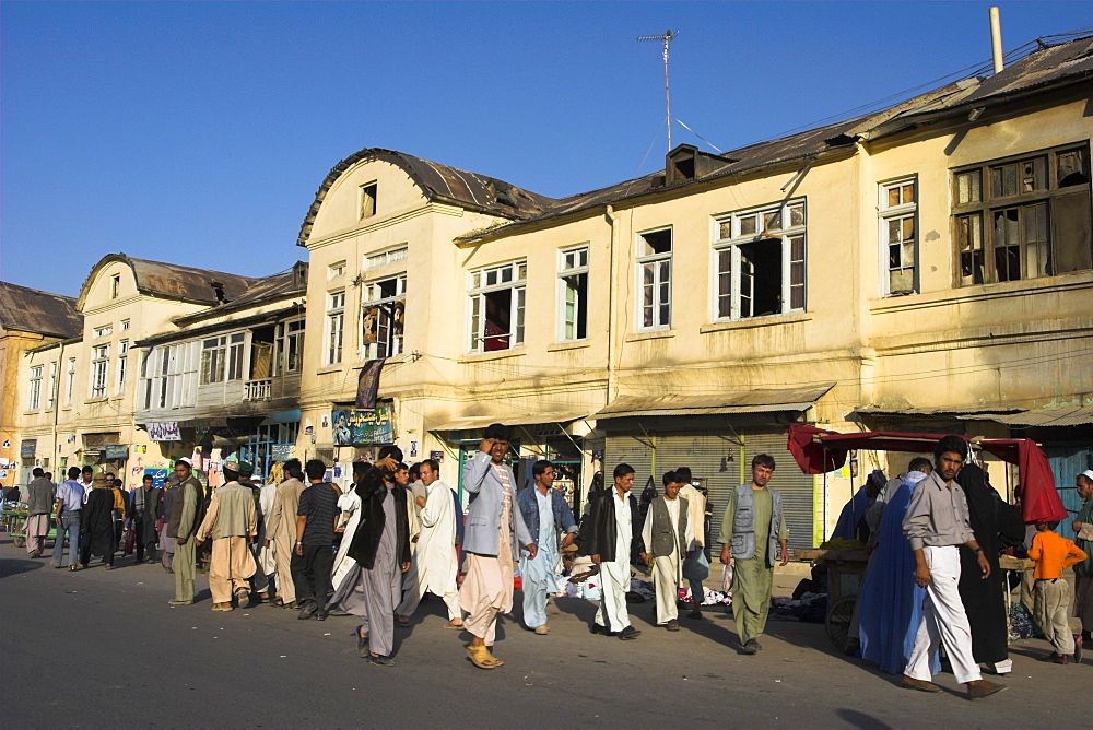 Street scene alongside the Kabul river, Central Kabul, Afghanistan, Asia