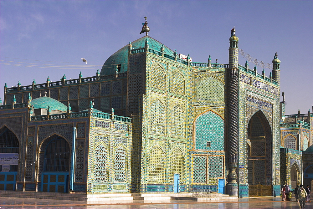 Shrine of Hazrat Ali, who was assassinated in 661, Mazar-I-Sharif, Afghanistan, Asia