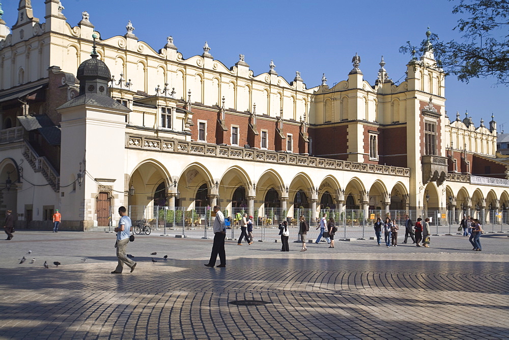 Cloth Hall, Market Square, (Rynek Glowny) Old Town, UNESCO World Heritage Site, Krakow, Poland, Europe