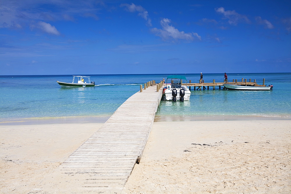 West Bay, Jetty, Roatan, Bay Islands, Honduras, Central America