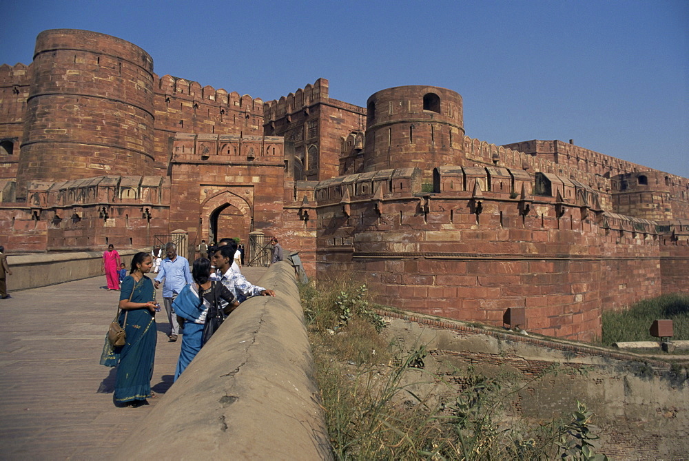 Entrance to Agra Fort, UNESCO World Heritage Site, Agra, Uttar Pradesh state, India, Asia