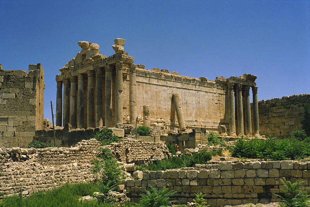 Temple of Bacchus, Baalbek, UNESCO World Heritage Site, northern Beqaa, Lebanon, Middle East