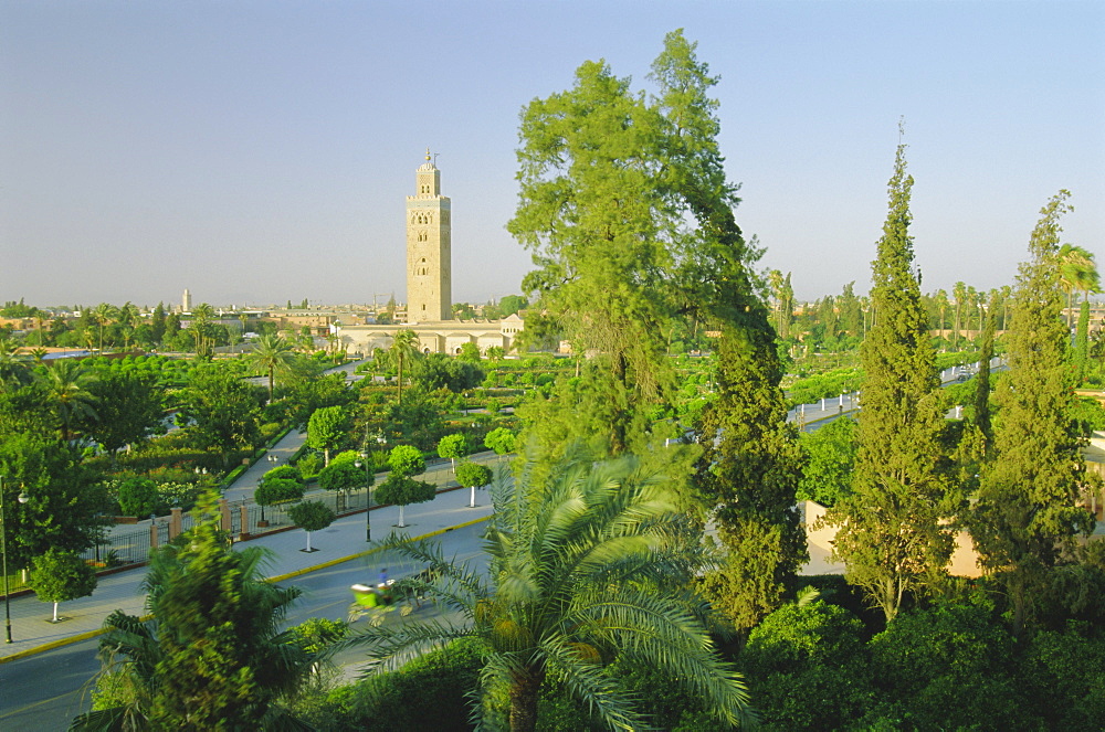 The Koutoubia minaret on the skyline of Marrakech (Marrakesh), Morocco, North Africa, Africa