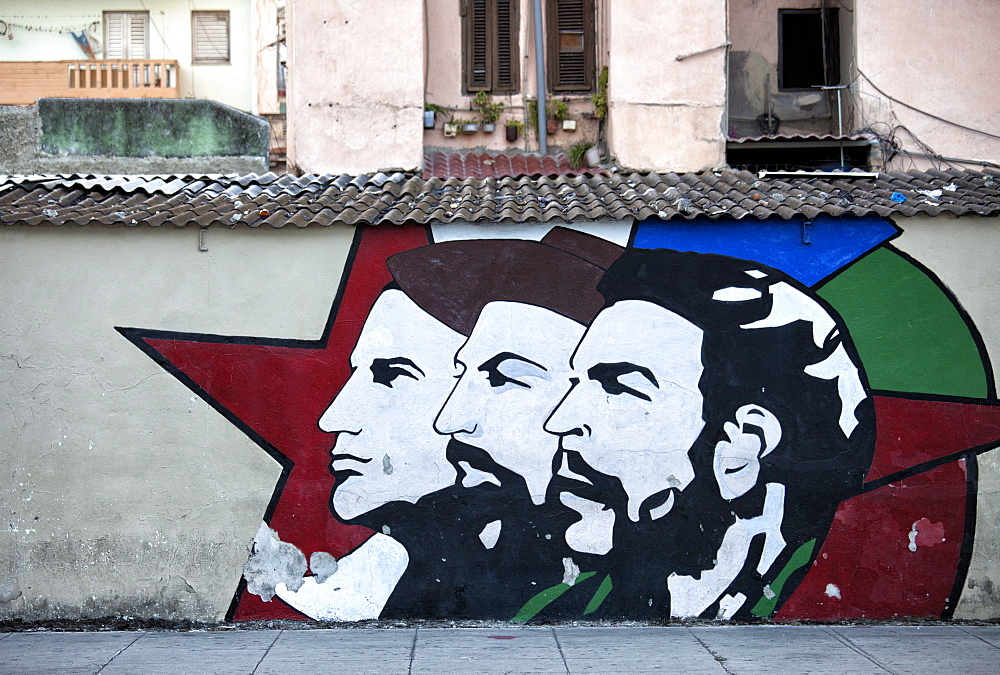 Revolutionary mural painted on wall, Havana Centro, Havana, Cuba, West Indies, Central America