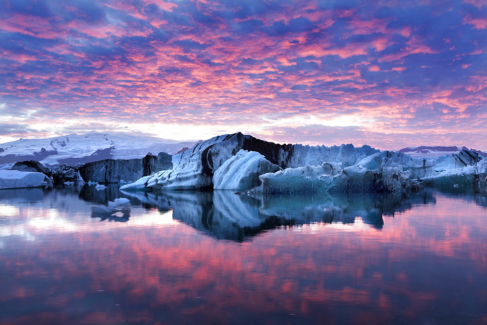 Amazing sunset over over Jokulsarlon Glacial Lagoon, South Iceland, Polar Regions