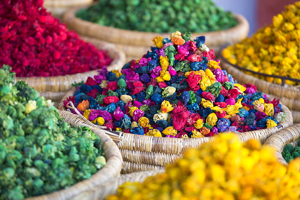 Pot pourri in spice market (Rahba Kedima Square) in the souks of Marrakech, Morocco, North Africa, Africa