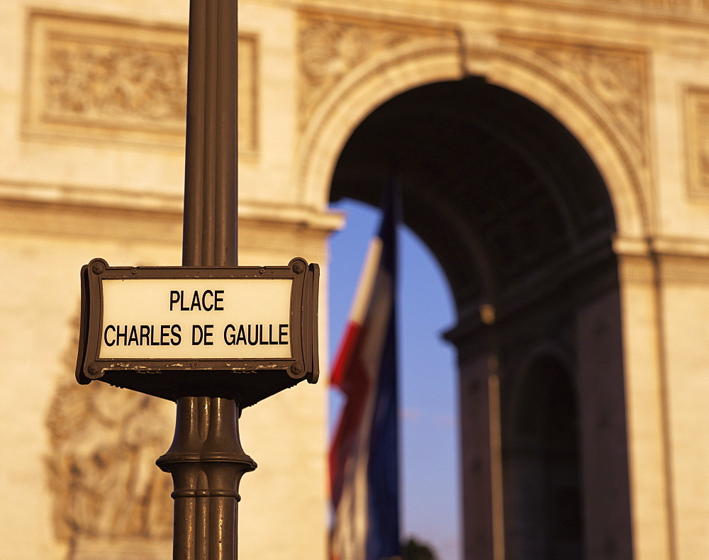 Place Charles de Gaulle and Arc de Triomphe, Paris, France, Europe